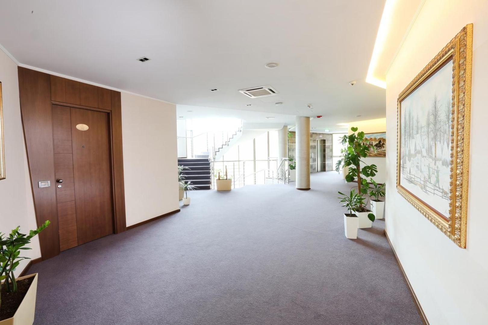 Hotel Premier Aqua - Adults Only Vrdnik Luaran gambar Interior of the hotel